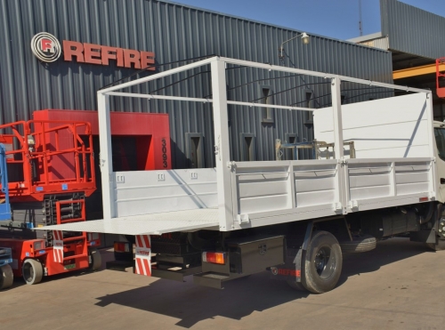 CAJA CON TECHO PARA LONA - REFIRE